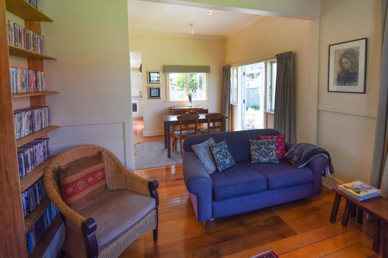 The Vicarage Martinborough Βίλα Εξωτερικό φωτογραφία