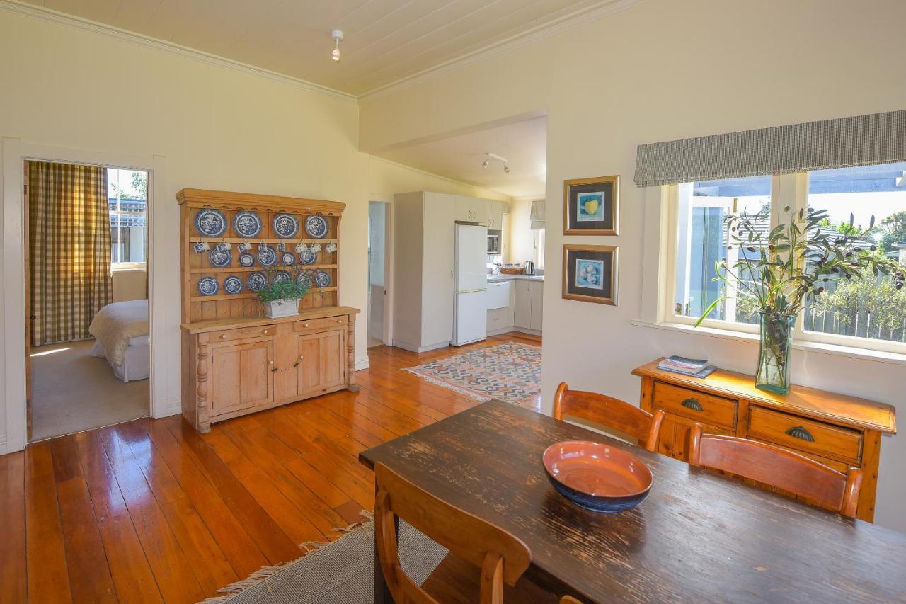 The Vicarage Martinborough Βίλα Εξωτερικό φωτογραφία