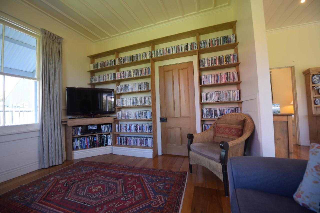 The Vicarage Martinborough Βίλα Εξωτερικό φωτογραφία